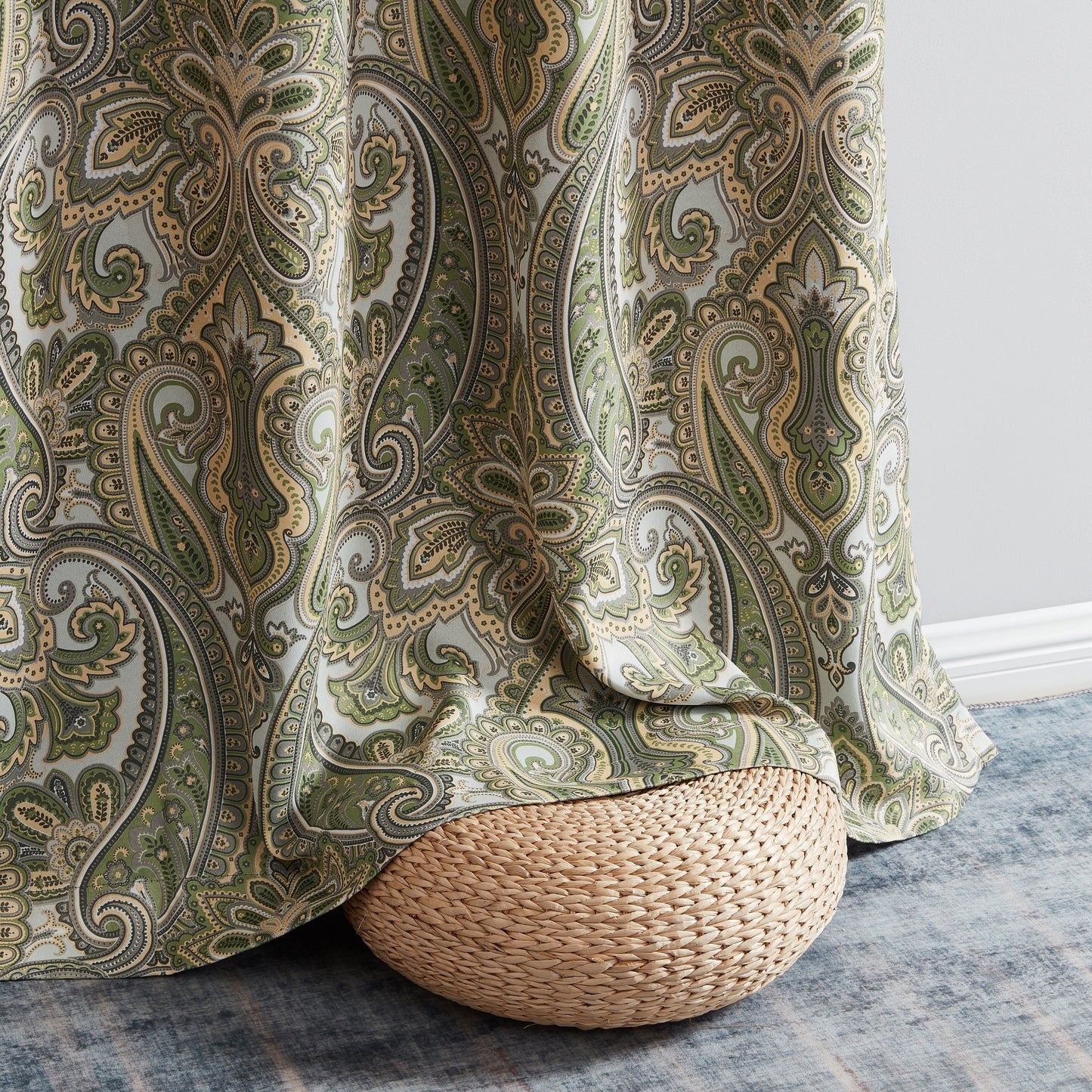 HLC.me Paris Paisley Print Light Reducing Filtering Grommet Window Curtain Panels - Set of 2